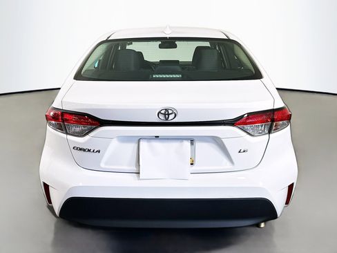 Used 2024 Toyota Corolla LE FWD image 6