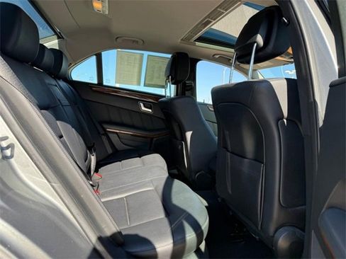 Used 2013 Mercedes-Benz E 350 4MATIC Sedan image 12