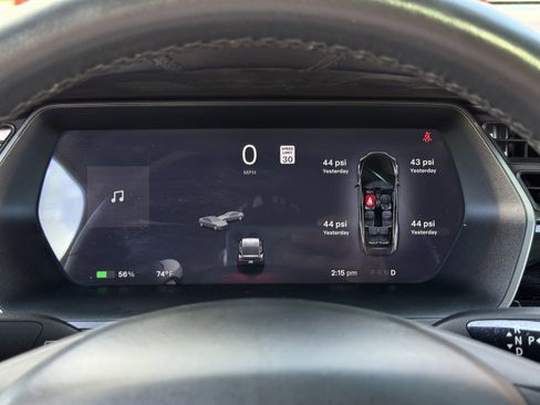 Used 2019 Tesla Model X 100D image 22