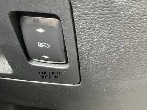 Used 2021 Ford Expedition Platinum image 21