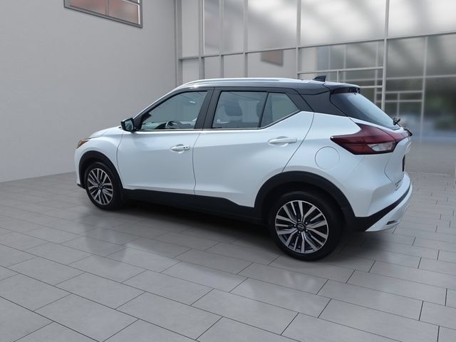 Certified 2023 Nissan Kicks SV FWD image 6