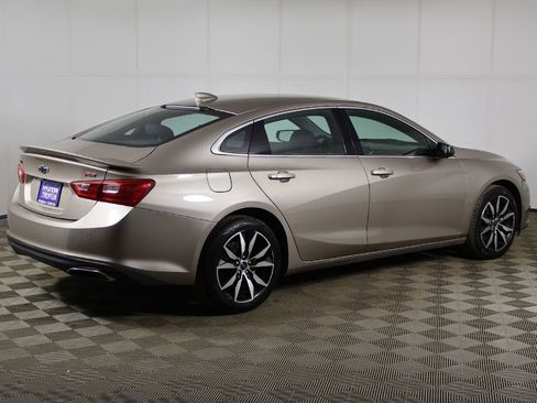 Used 2022 Chevrolet Malibu RS FWD image 8