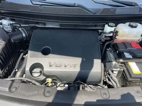 Used 2022 Chevrolet Traverse LT image 15