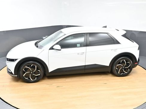 Used 2024 Hyundai Ioniq 5 SE RWD image 45