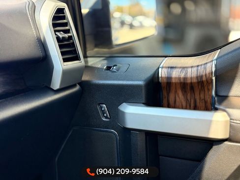 Used 2018 Ford F150 Lariat image 21