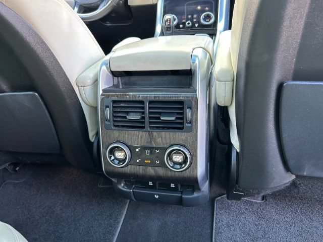 Used 2018 Land Rover Range Rover Sport HSE AWD/4WD image 34