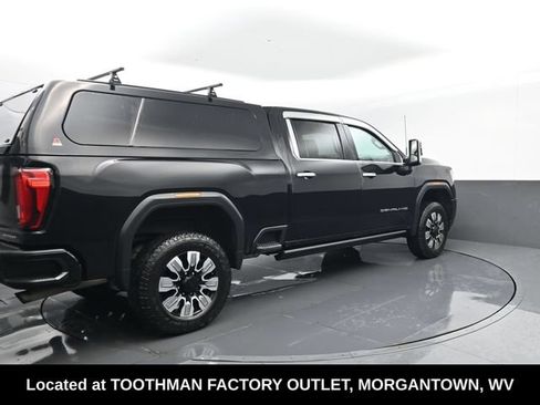 Used 2023 GMC Sierra 3500 Denali w/ Denali Ultimate Package AWD/4WD image 23