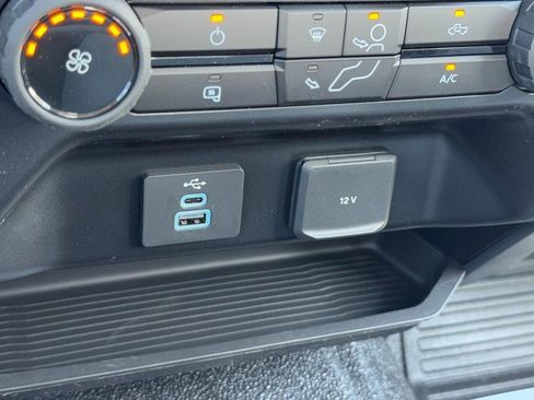 New 2026 Ford F250 4x4 SuperCab Super Duty image 12