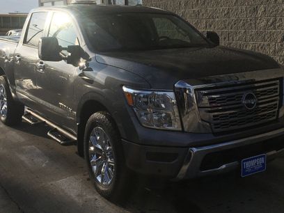 Used 2024 Nissan Titan SV w/ SV Convenience Package