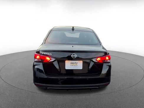 Used 2025 Nissan Versa SV image 12