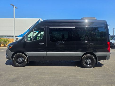 New 2026 Mercedes-Benz Sprinter 2500 image 3