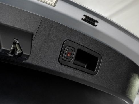 Used 2017 Tesla Model S 100D image 55