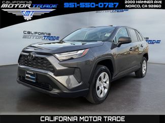 Used 2024 Toyota RAV4 LE video 1