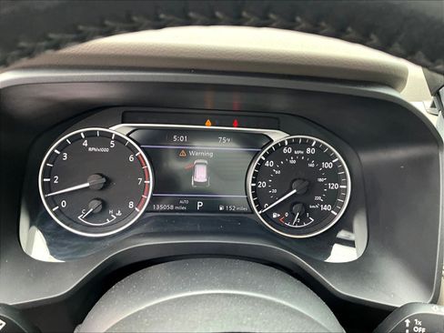 Used 2021 Nissan Rogue SL w/ Premium Package AWD/4WD image 13