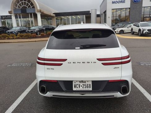 Used 2025 Genesis GV70 2.5T image 4
