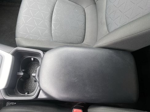 Used 2024 Toyota RAV4 XLE image 28