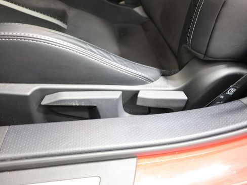 Used 2025 Toyota GR86 Premium w/ ALL Weather Mat Package (TMS) RWD image 14