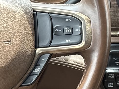 Used 2024 RAM 3500 Limited AWD/4WD image 23