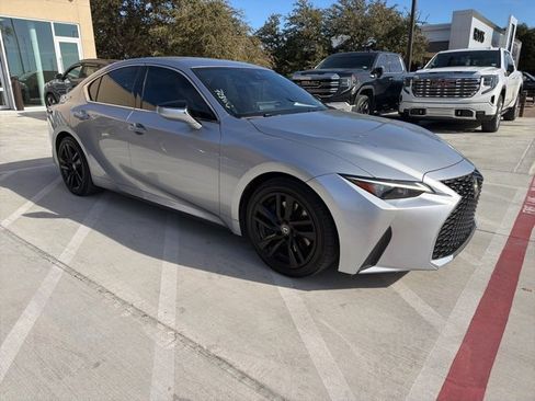 Used 2021 Lexus IS 300 image 3