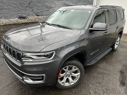 Used 2022 Jeep Wagoneer Series II w/ Rear Seat Video Group 1