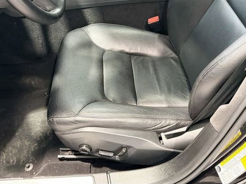 Used 2024 Volvo S60 B5 Core image 18