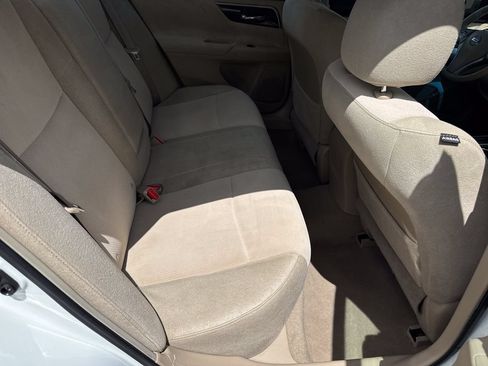 Used 2013 Nissan Altima 2.5 SV FWD image 15