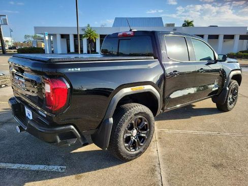 Used 2023 GMC Canyon Elevation w/ Elevation Premium Package AWD/4WD image 5