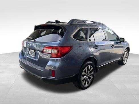 Used 2016 Subaru Outback 3.6R Limited AWD/4WD image 5