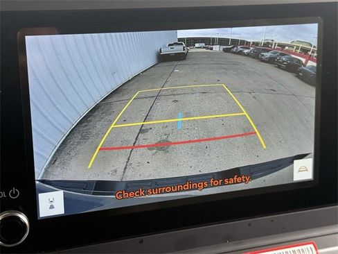 Used 2025 Toyota Tacoma SR5 image 18