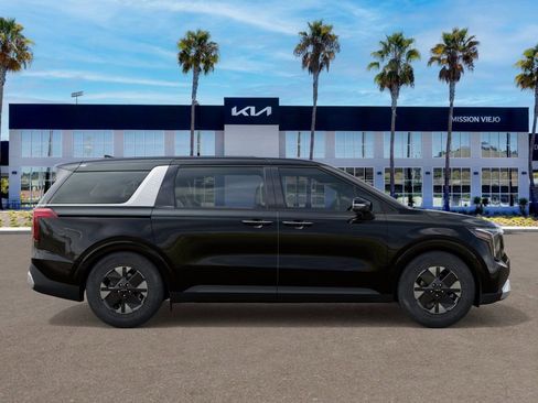New 2026 Kia Carnival LXS image 7