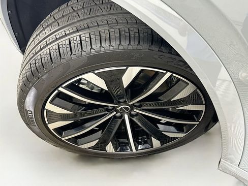 Used 2026 Volvo XC90 B6 Plus w/ Protection Package Premier image 24