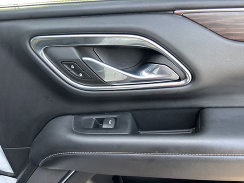 Used 2023 Chevrolet Tahoe LT w/ Luxury Package image 12