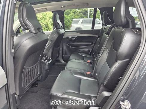 Used 2022 Volvo XC90 T5 Momentum AWD/4WD image 11