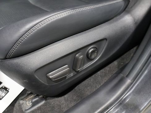 Used 2023 Toyota RAV4 Limited image 12