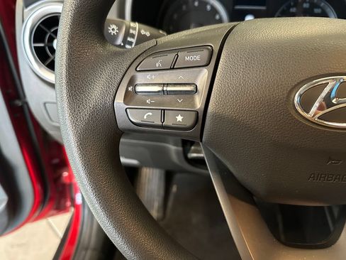 Used 2022 Hyundai Kona SEL FWD image 11