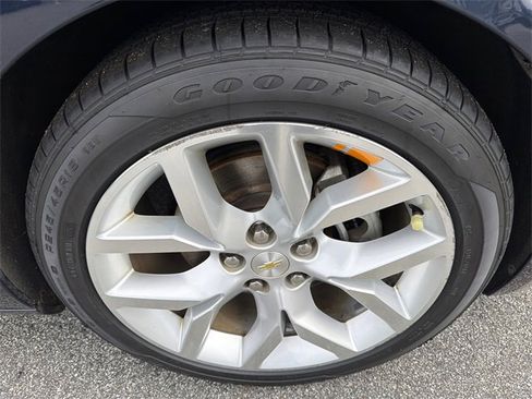 Used 2018 Chevrolet Impala Premier image 12
