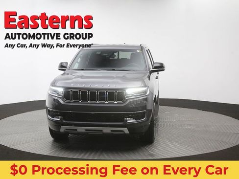 Used 2024 Jeep Wagoneer Series II AWD/4WD image 56