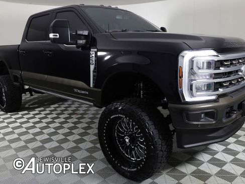 Used 2024 Ford F250 King Ranch AWD/4WD image 3