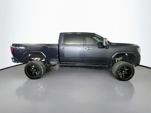 Used 2024 GMC Sierra 2500 Denali Ultimate AWD/4WD image 8