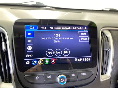 Used 2022 Chevrolet Malibu LT image 38