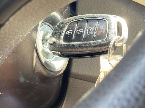 Used 2017 Hyundai Santa Fe Sport AWD/4WD image 26