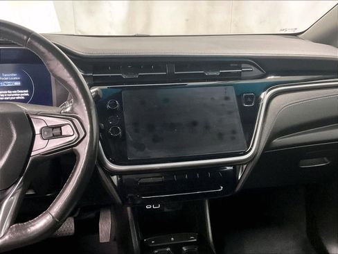 Used 2023 Chevrolet Bolt LT image 18