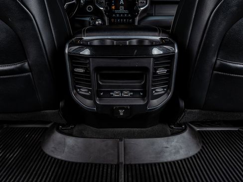 Used 2021 RAM 1500 Laramie w/ Night Edition image 34