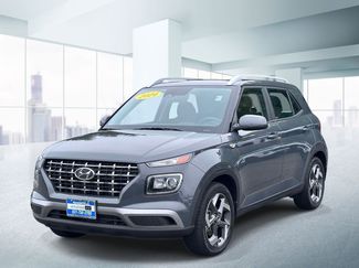 Used 2024 Hyundai Venue SEL FWD video 1