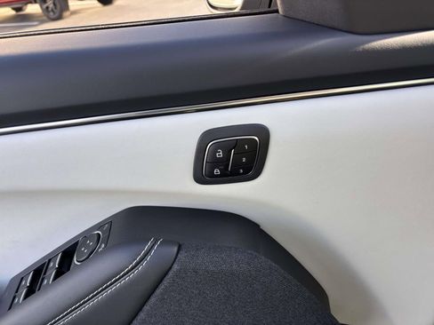 New 2025 Ford Mustang Mach-E Premium image 12