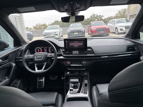 Certified 2024 Audi SQ5 Premium Plus image 19
