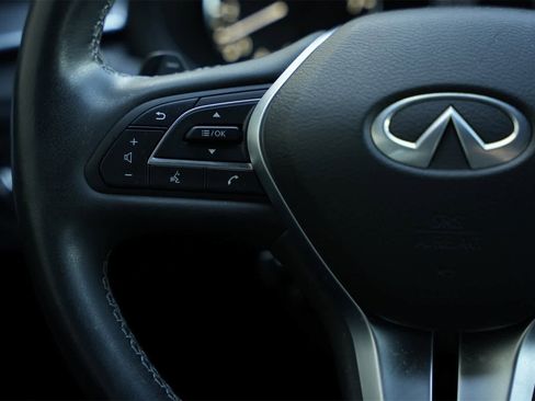 Used 2024 INFINITI QX55 Essential w/ Accent Package image 10