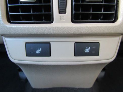 Used 2016 Subaru Outback 2.5i Limited image 29