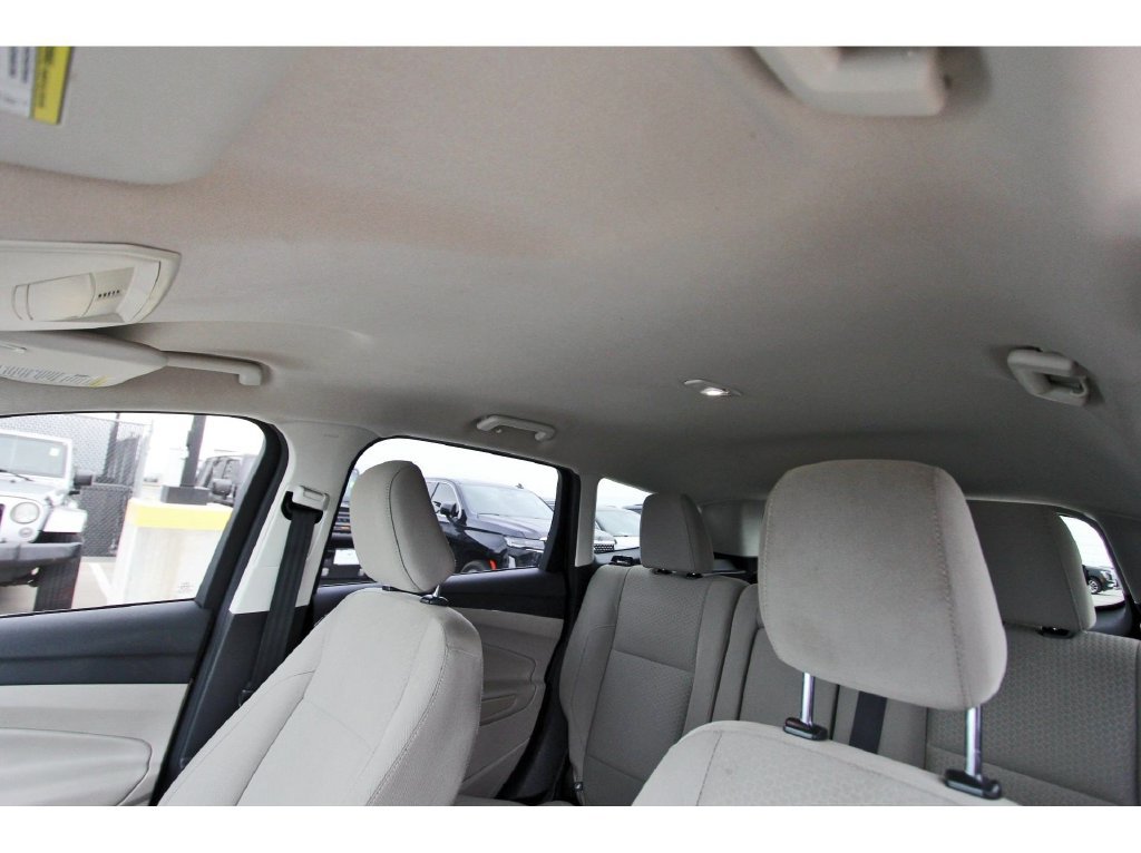 Used 2019 Ford Escape SE FWD image 26