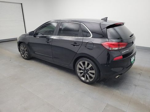 Used 2018 Hyundai Elantra GT Sport FWD image 3